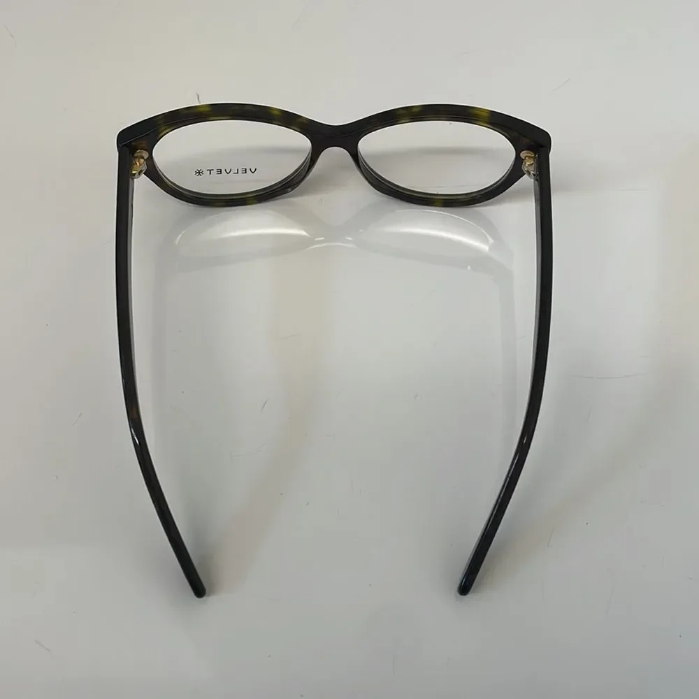 velvet eyewear